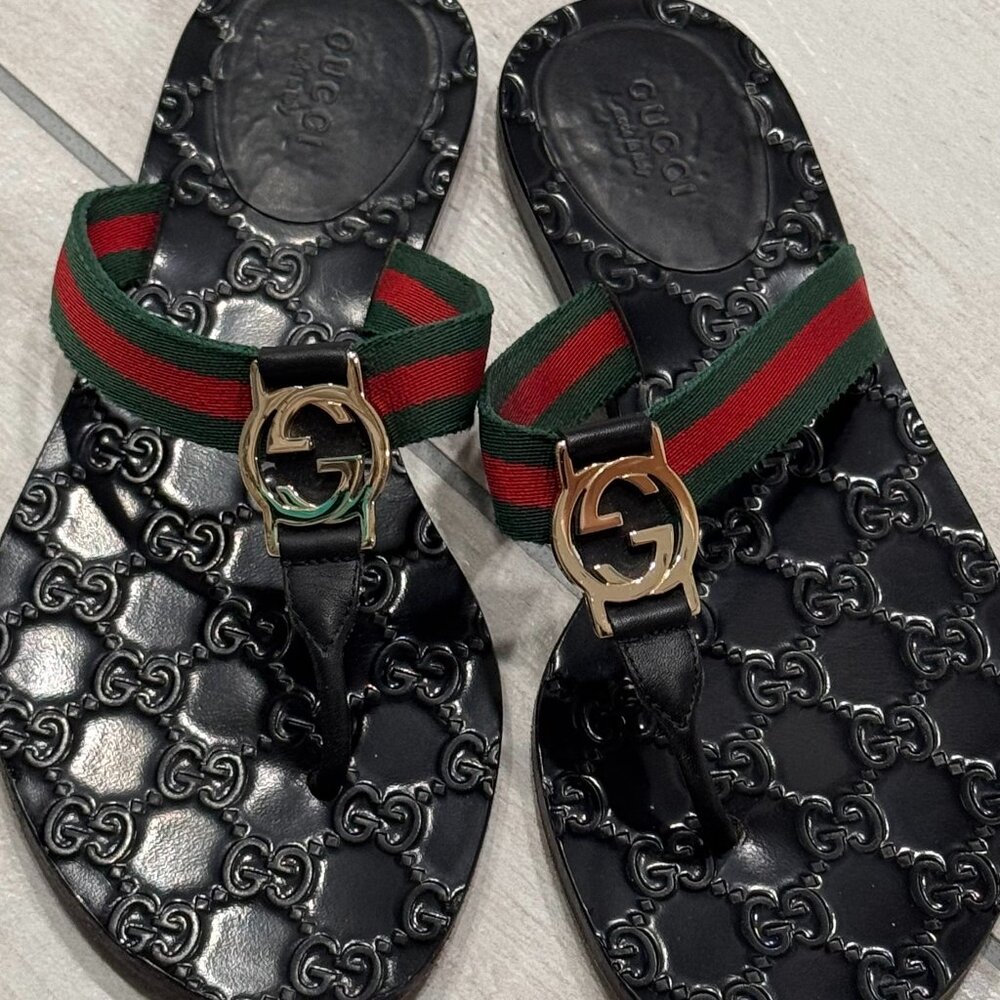 Gucci Authentic GG Logo Stripe Thong Sandals - Picture 7 of 14